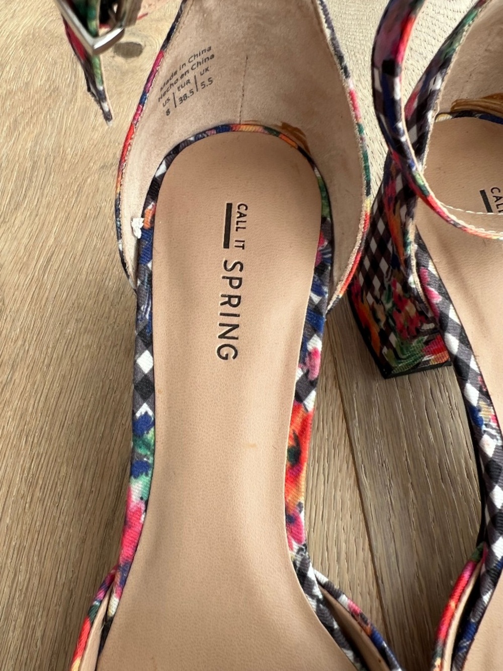 050 🇨🇦 Call It Spring block heel pumps — US 8 / EUR 38.5 - Picture 6 of 6